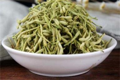 冬天喝金银花好吗  第1张