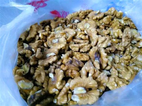 核桃的功效与作用及禁忌，核桃能补脑吗  第3张
