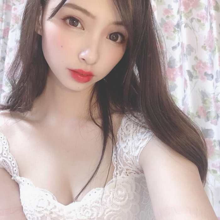 日本清纯嫩妹鹤卷星奈 写真福利肉感十足  第16张