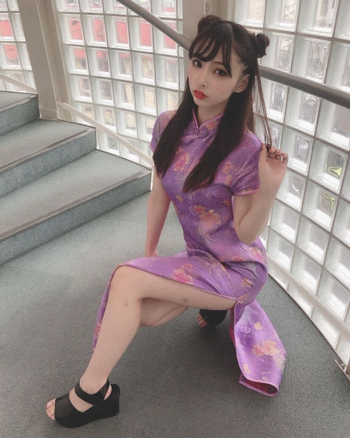 日本清纯嫩妹鹤卷星奈 写真福利肉感十足  第19张