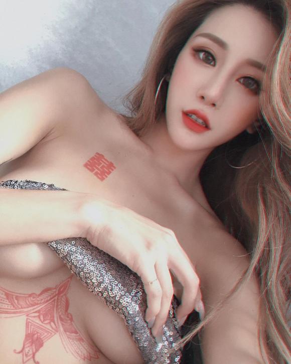 Lara 双囍沙滩翘臀美图 小麦肤色太诱人  第5张