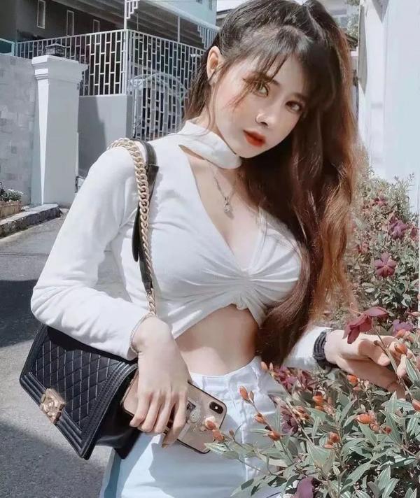 越南网红美女 健身教练Hanh Bich Tran  第4张