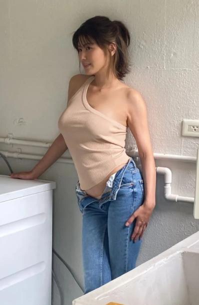 暗黑界的李嘉欣，身高腿长的极品御姐—美乃雀  第3张