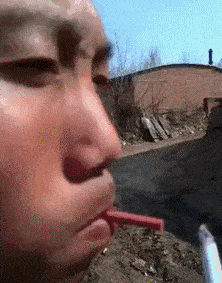 对别人狠不算狠 对自己狠才叫狠  第1张